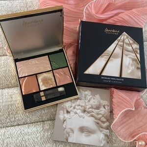 Lancome x Louvre Richelieu Wing Palette